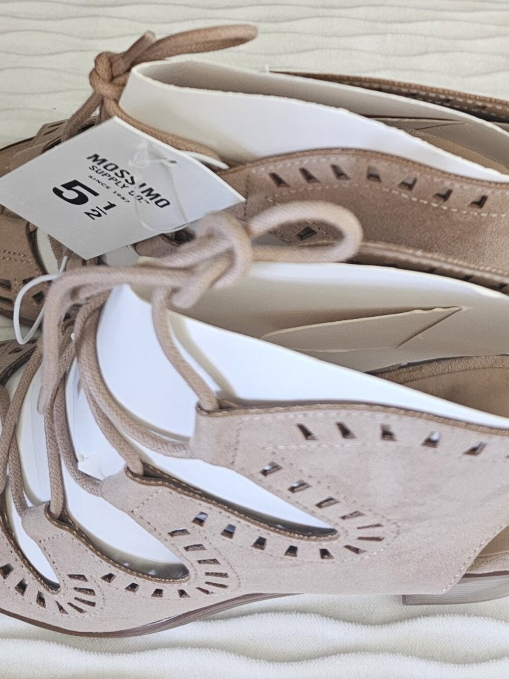 Mossimo Maeve Blush Suede Laser Cut Lace Up Block Heel Sandals Size 5.5 NWT - Picture 6 of 8